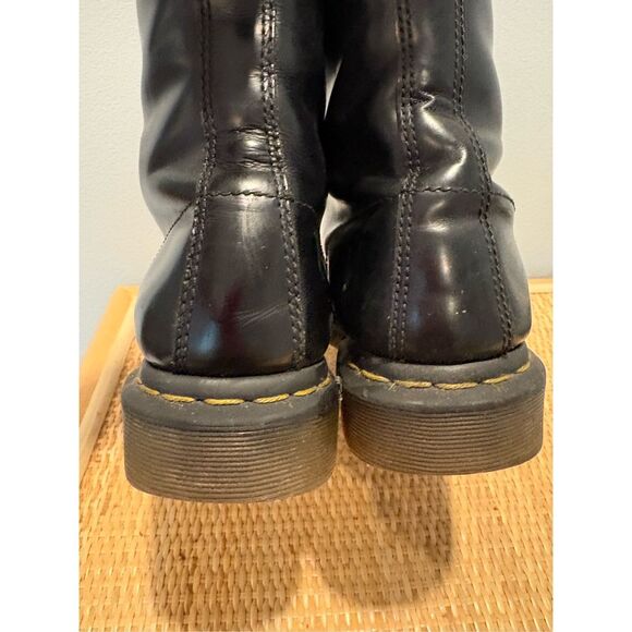 Dr. Martens Pascal Combat Boots Size 41 US 9 Grunge Punk Alternative Black - Picture 6 of 9